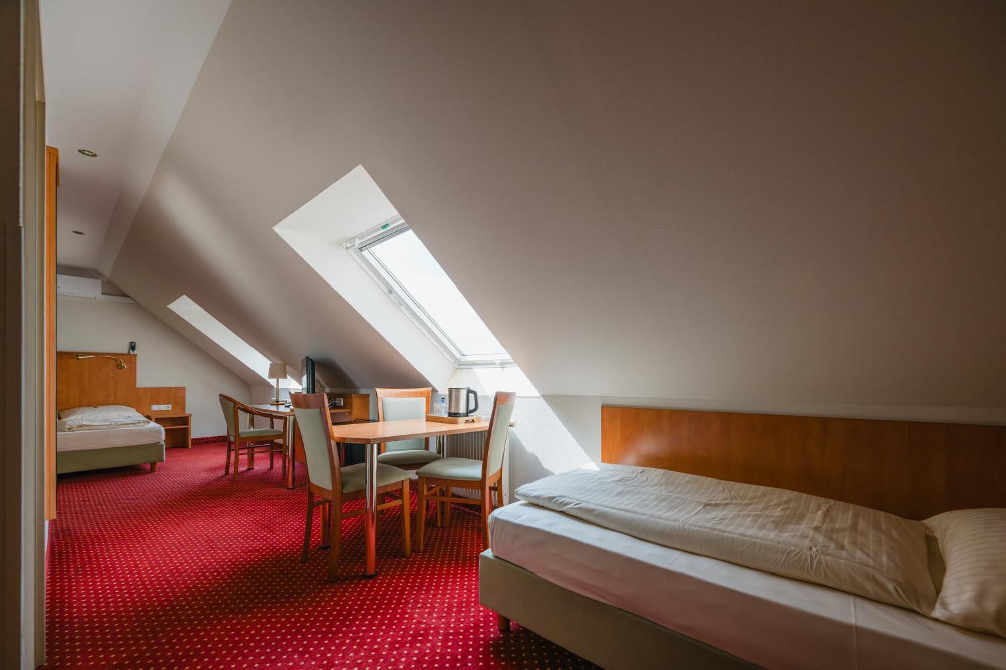 Hotel Mirage Duisburg Exterior photo