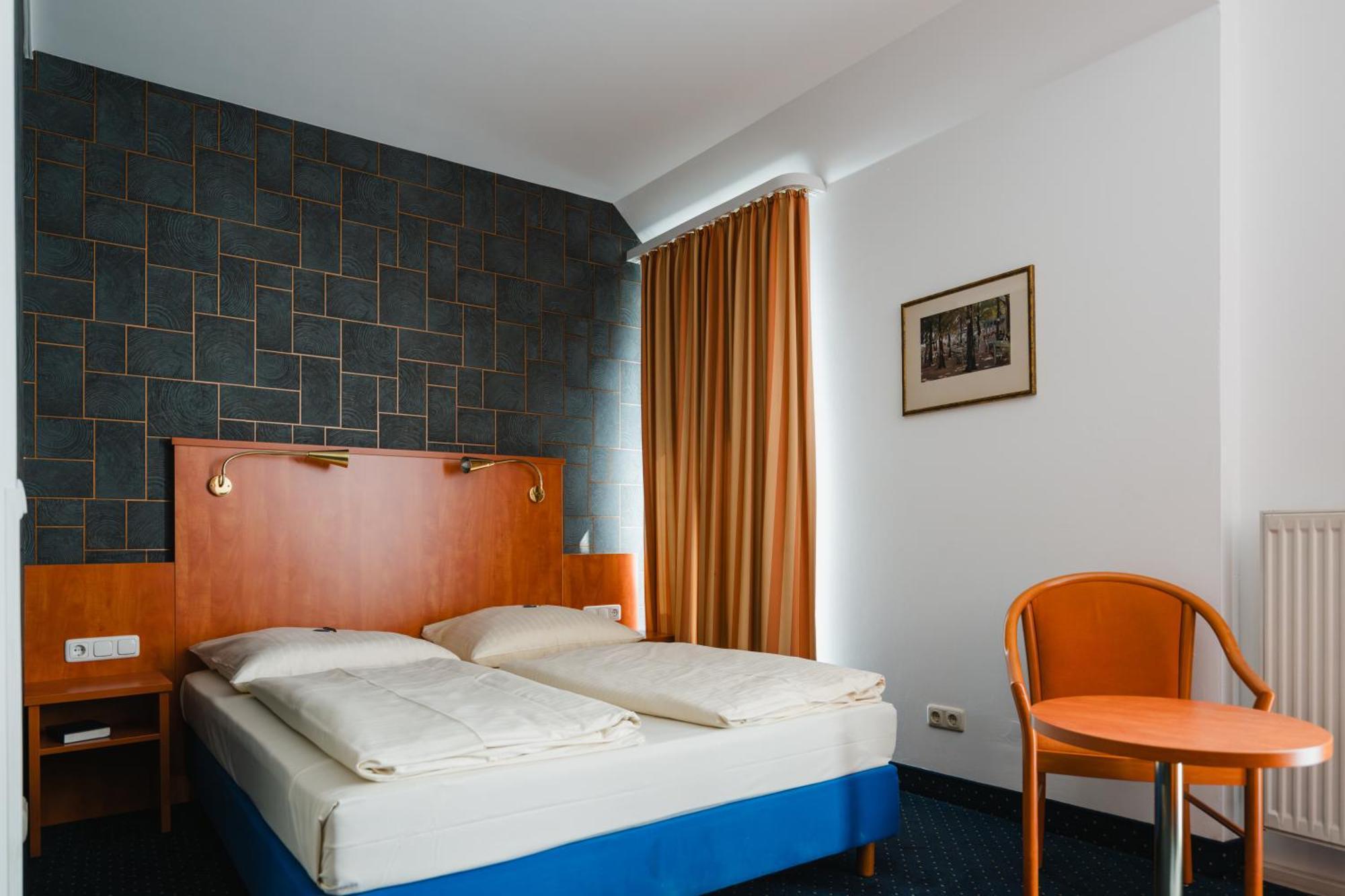 Hotel Mirage Duisburg Exterior photo